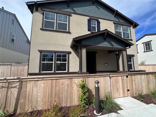 211 Foxtrot Ct, San Luis Obispo, CA, 93401-9117 | Card Image