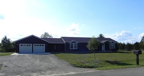 57920 James Dr, Three Rivers, MI, 49093-8703 | Card Image