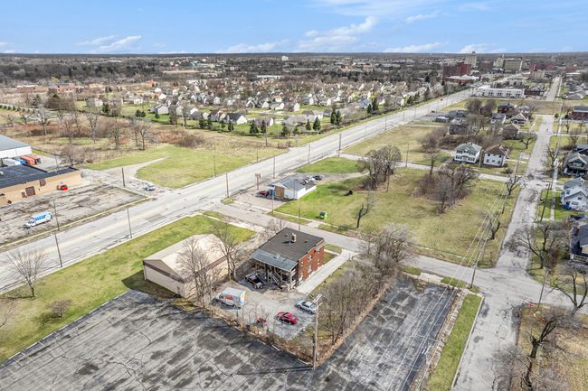 609 E Paterson St, Home with 0 bedrooms, 5 bathrooms and null parking in Flint MI | Image 14