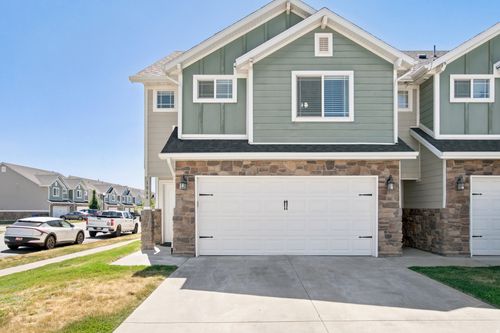 1064 W 2050 S, Syracuse, UT, 84075-2600 | Card Image