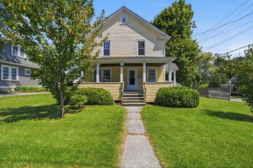 301 Elm St, Bennington, VT, 05201-2212 | Card Image