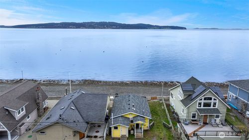 746 Maple Grove Rd, Camano Island, WA, 98282-8620 | Card Image