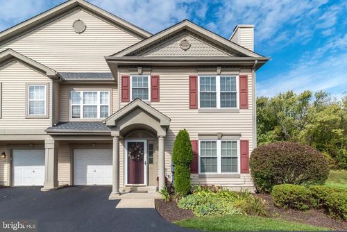 w-1008 Julian Dr W, WARWICK, PA, 18974-3887 | Card Image