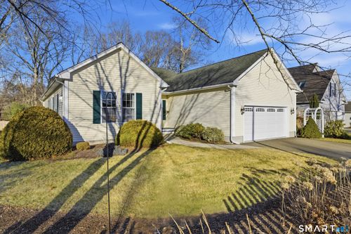 76 Ensign Dr, Mystic, CT, 06355-1528 | Card Image