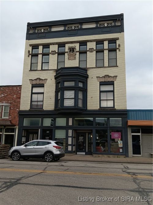unit-d-240 Spring St, Jeffersonville, IN, 47130-3372 | Card Image