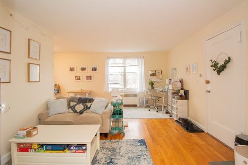 2-42 Dean Rd, Brookline, MA, 02446 | Card Image