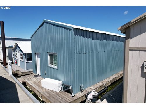 a-8-101 N Boat Basin Rd, The Dalles, OR, 97058 | Card Image