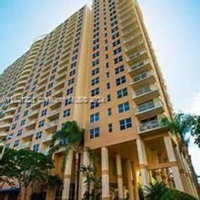 406 - 770 Claughton Island Dr, Condo with 2 bedrooms, 2 bathrooms and null parking in Miami FL | Image 1