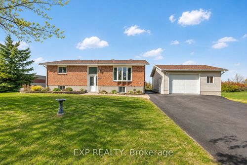 1059 Flynn Ave, Arnprior, ON, K7S3G7 | Card Image