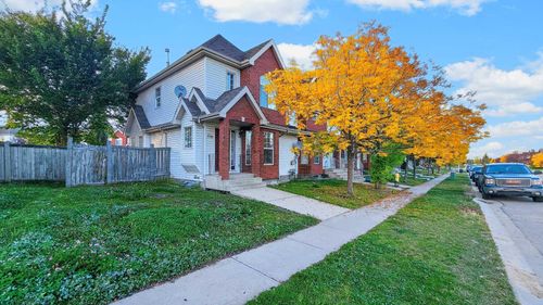 230 Pinnacle Dr, Grande Prairie, AB, T8W2X1 | Card Image