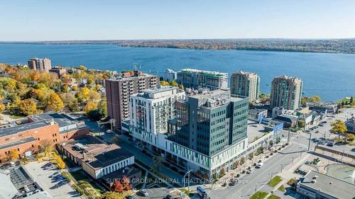 ph-12-111 Worsley Street, Barrie, ON, L4M1M1 | Card Image