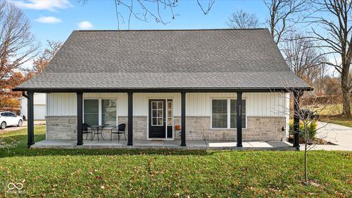 5735 S Fairfax Rd, Bloomington, IN, 47401-9686 | Card Image