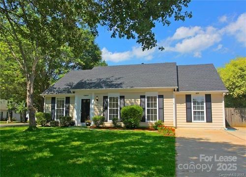 13801 Dannemara Dr, Pineville, NC, 28134-7368 | Card Image