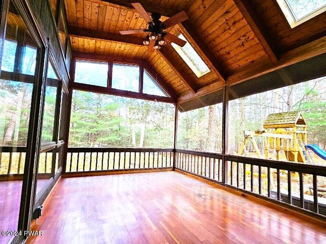 6a-screened in porch | Image 8