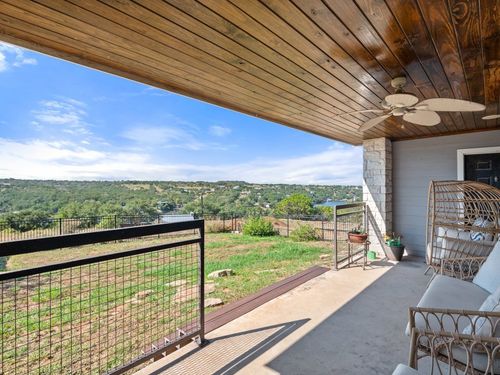 811 County Road 130, Burnet, TX, 78611-3758 | Card Image