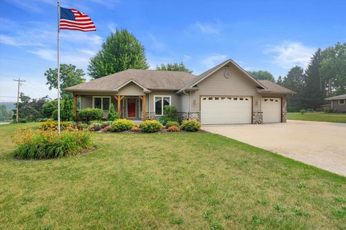 N136W20441 Bonniwell Road, Germantown, WI, 53076 | Card Image