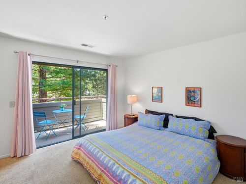 240 Seagull Row, Novato, CA, 94945-4517 | Card Image