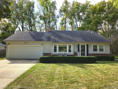 2312 Terova Drive, Home with 3 bedrooms, 2 bathrooms and null parking in TROY MI | Image 1