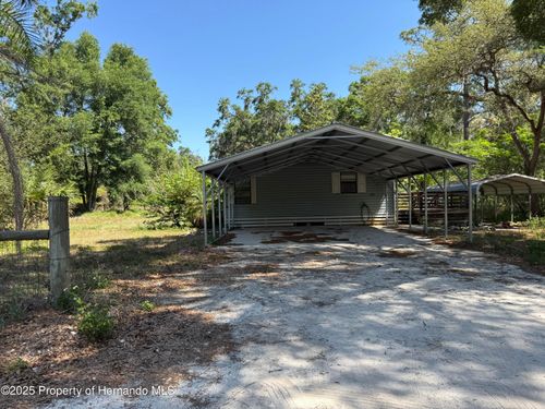 4266 County Road 691, WEBSTER, FL, 33597 | Card Image