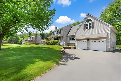 6 Homestead Dr, Derry, NH, 03038-4445 | Card Image