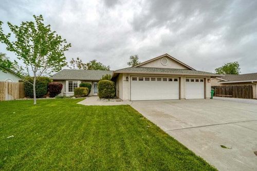 20954 Trefoil Ln, Cottonwood, CA, 96022-9755 | Card Image