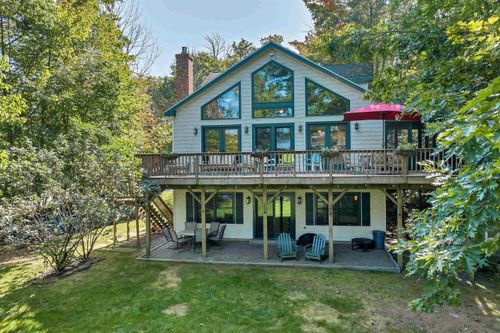 7 Acorn Dr, Alton Bay, NH, 03810-4074 | Card Image