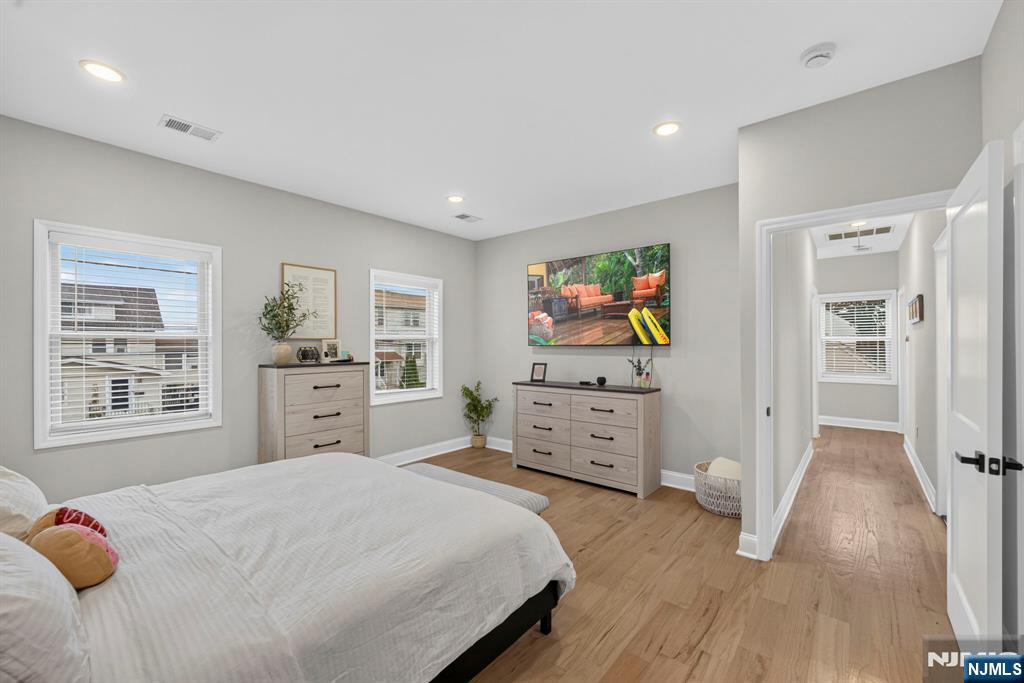 Residential in North Arlington 4