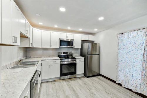 34 Sylvester Road, Montgomery, VT, 05471 | Card Image