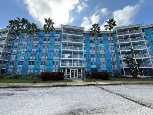 114-3315 58th Ave S, St Petersburg, FL, 33712-4508 | Card Image