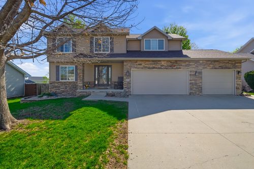 1935 Se Prairie Creek Dr, Waukee, IA, 50263-8630 | Card Image