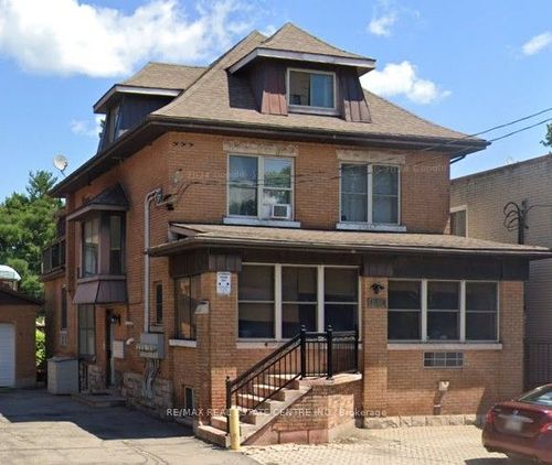 947 Main St E, Hamilton, ON, L8M1M9 | Card Image