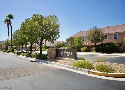 2567 Land Rush Dr, Henderson, NV, 89002-9370 | Card Image