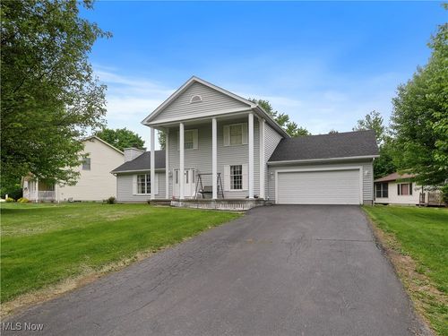 7708 Buchanan Dr, Boardman, OH, 44512-5743 | Card Image