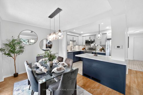 32-3510 S Millway, Mississauga, ON, L5L3T9 | Card Image