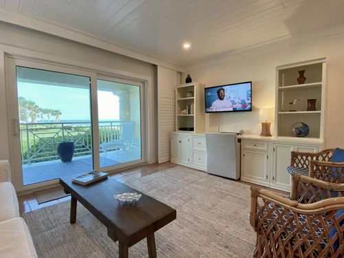 apt-247-400 Beach Rd, Indian River Shores, FL, 32963-3264 | Card Image