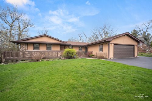 27317 W Lakeview Dr S, Lake Barrington, IL, 60084-2317 | Card Image