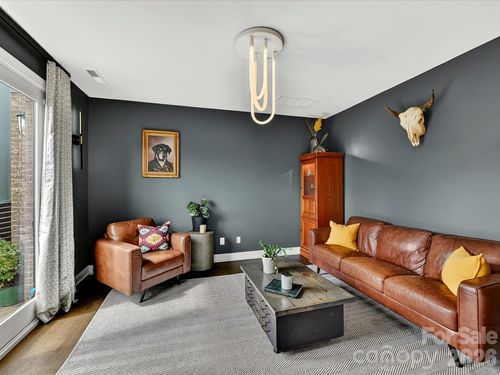 1613 Parkwood Ave, Charlotte, NC, 28205-2947 | Card Image