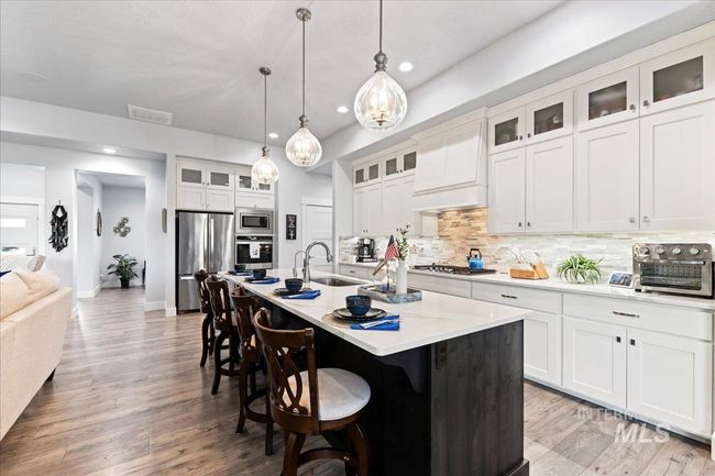 22962 Signature Pointe Ln, House other with 4 bedrooms, 3 bathrooms and 4 parking in Wilder ID | Image 6
