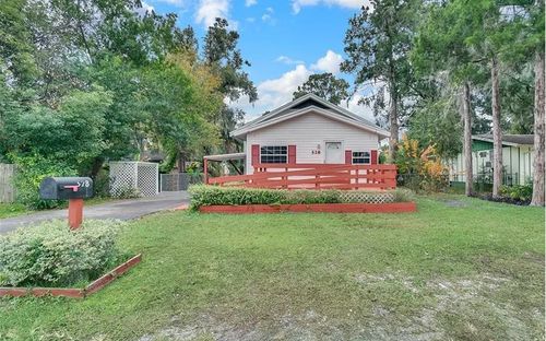 528 E Church St, Deland, FL, 32724-4402 | Card Image