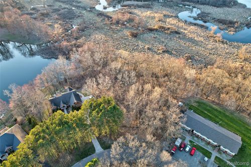 VL Vl Pineview Lake Dr, Linden, MI, 48451 | Card Image