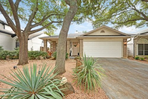 9417 Notches Dr, Austin, TX, 78748-5052 | Card Image