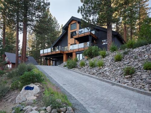 570 Tyner Way, Incline Village, NV, 89451-8313 | Card Image