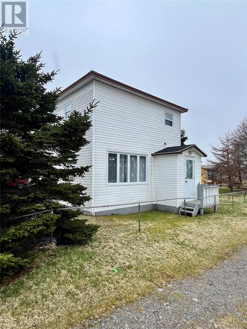 8 Brunette Ave, Fortune, NL, A0E | Card Image