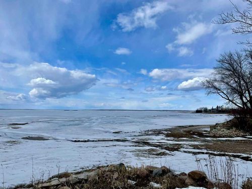 4208 50 Ave, Alberta Beach, AB, T0E0A0 | Card Image