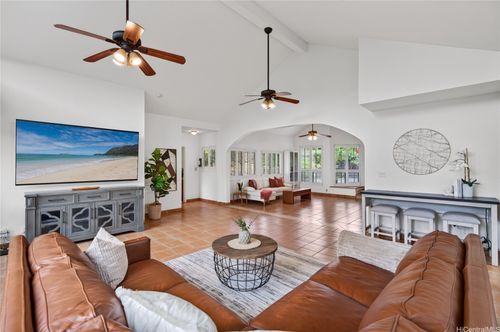 1622 Paukiki St, Kailua, HI, 96734-4176 | Card Image