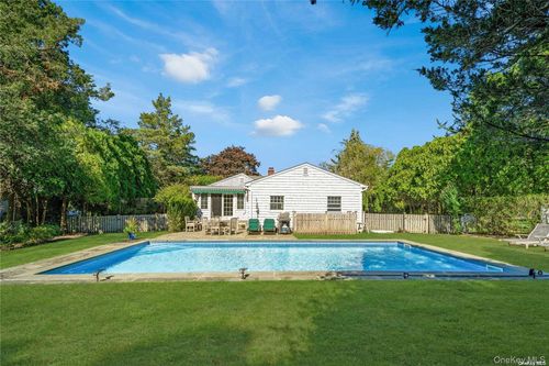 4 Barker Ln, Quogue, NY, 11959-4215 | Card Image