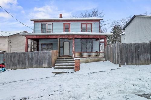 16 Pearl Ave, Oil City, PA, 16301-1794 | Card Image