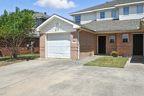 1317 Village Garden Dr, Azle, TX, 76020-5112 | Card Image