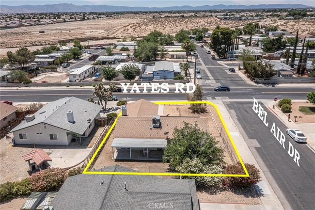 15660 Yates Rd, House other with 3 bedrooms, 2 bathrooms and 2 parking in Victorville CA | Image 33