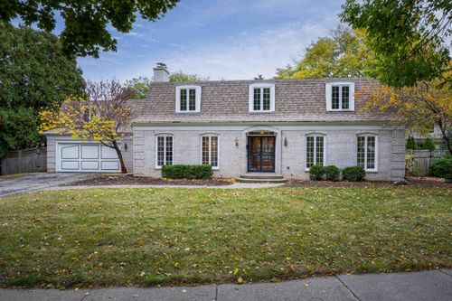 237 Carillon Dr, Madison, WI, 53705-4616 | Card Image
